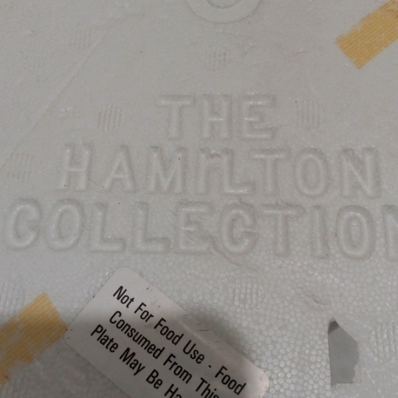 Hamilton,Tales of Tauarna Plate, Vintage Porcelain Plate W/Dolphins - Picture 5 of 6